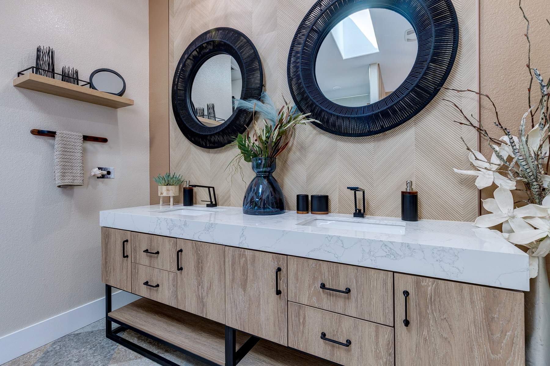 Chevron & Onyx Master Bath