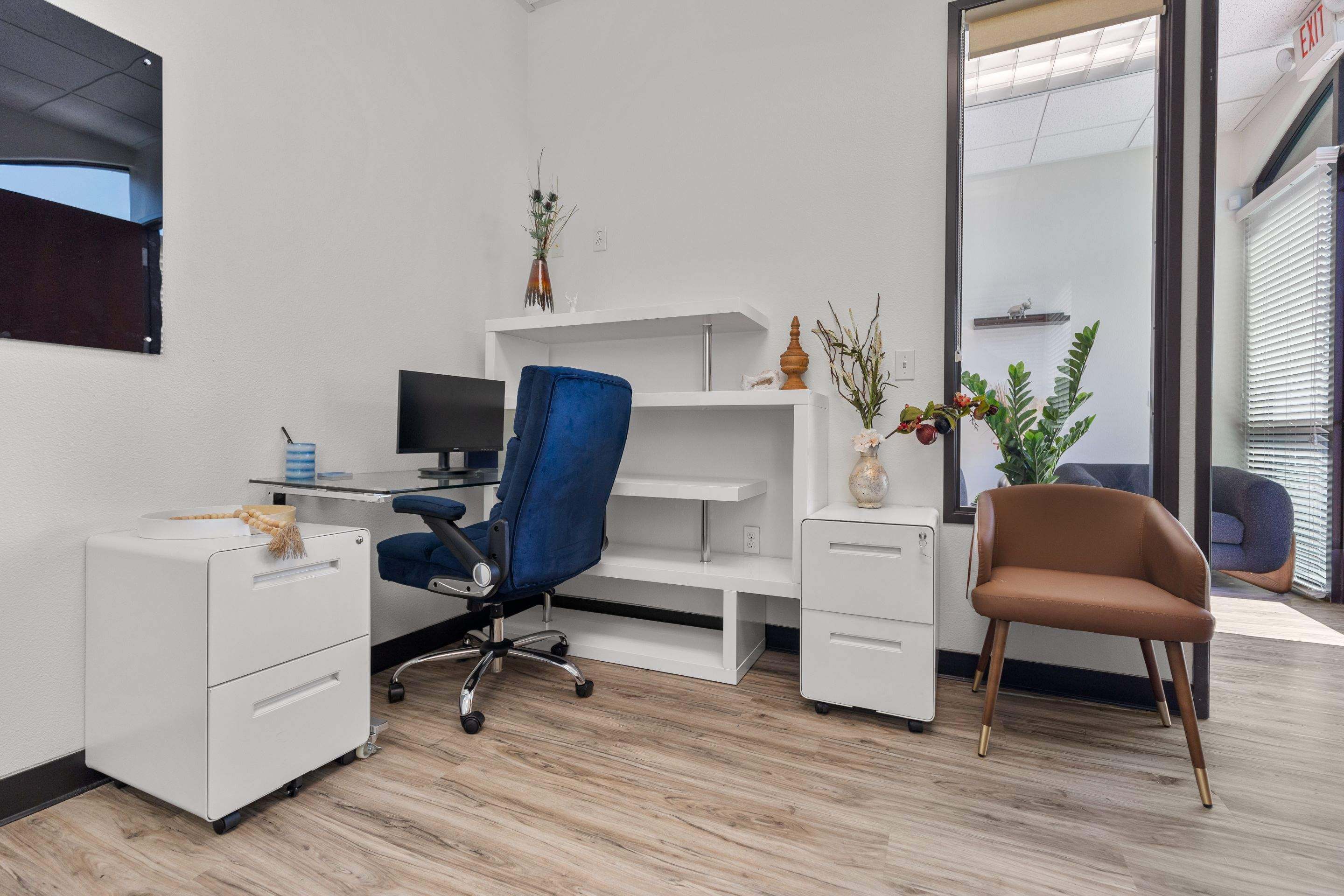 White Shelving Private Office