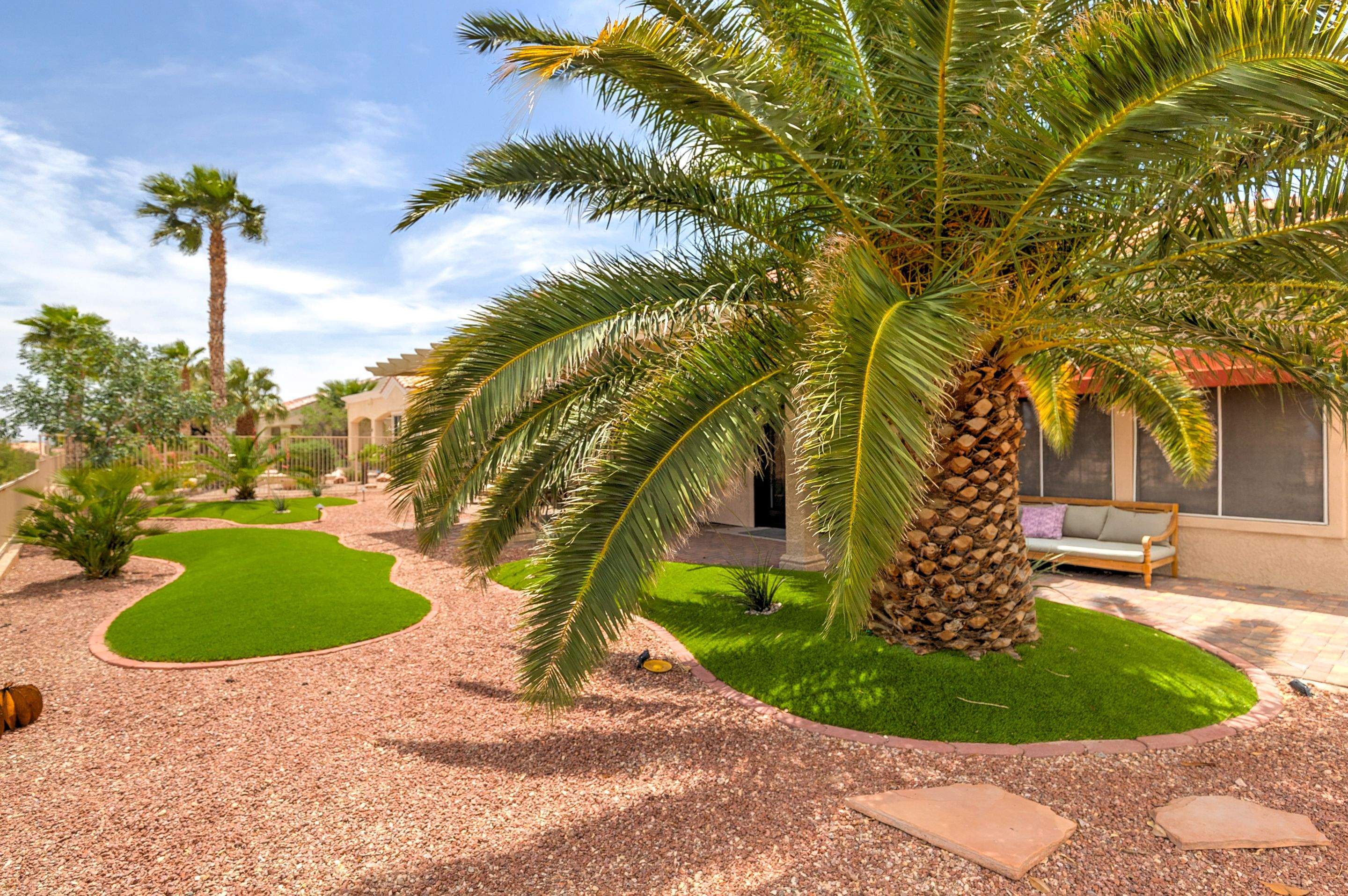 Backyard Putting Green