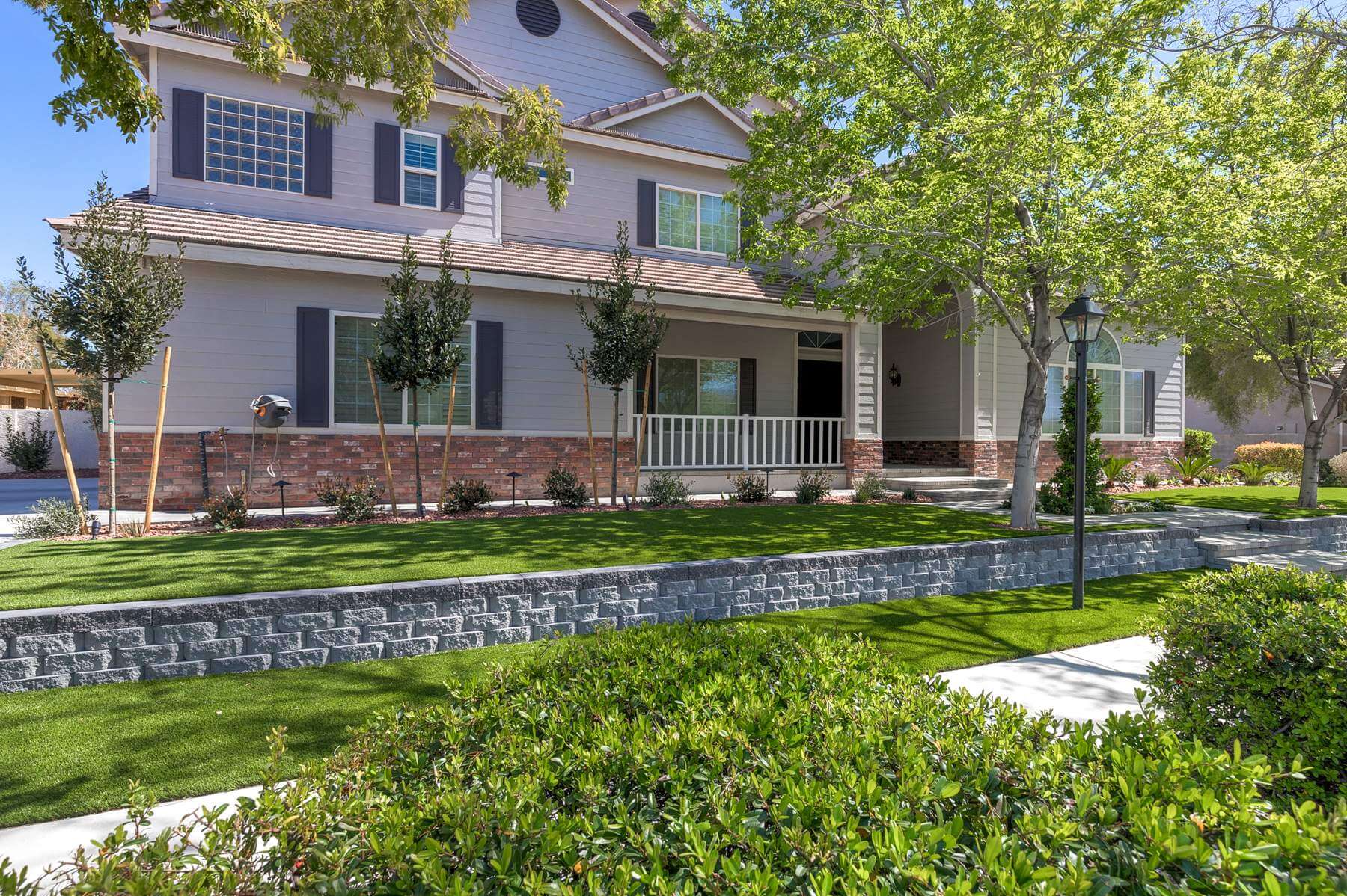 Stone Retaining Wall Curb Appeal