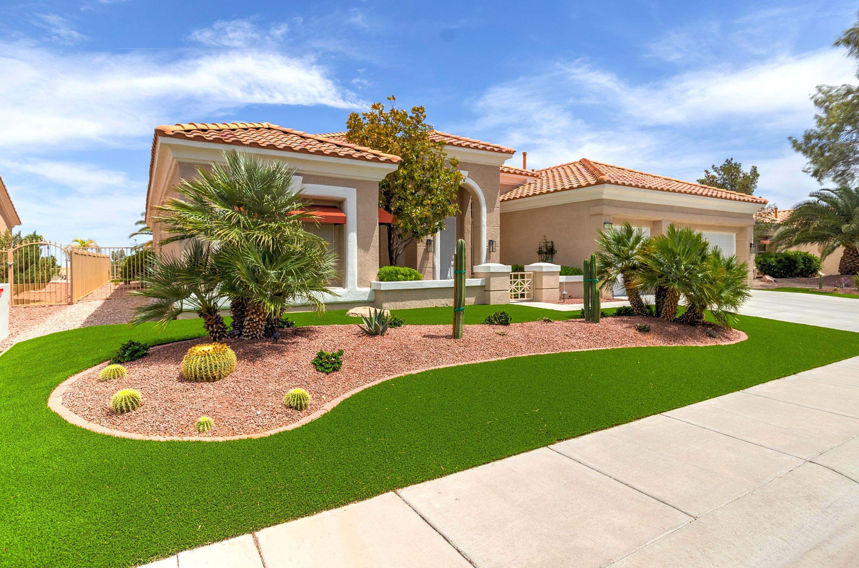 Desert Landscape Front Yard